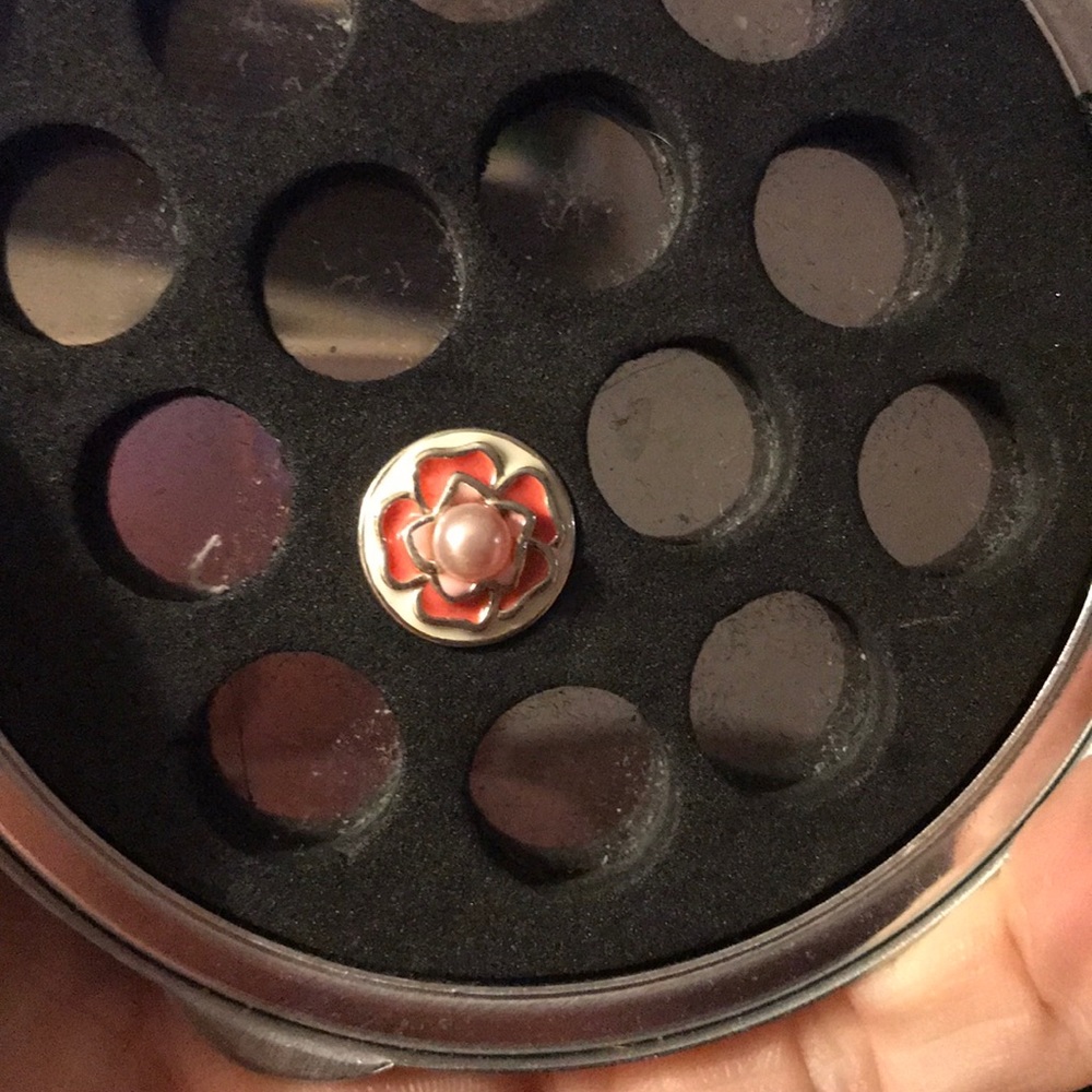 Kameleon pink flower pearl ring pop